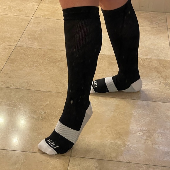 Compression socks for exercise (buy more- save $) - Picture 7 of 7